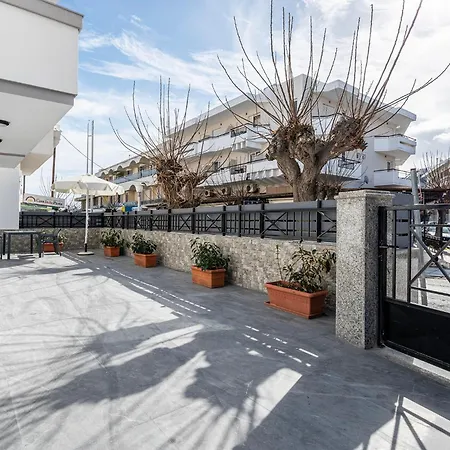 Sea, N' Style La Bella's Port & Retreat Miasto Kos