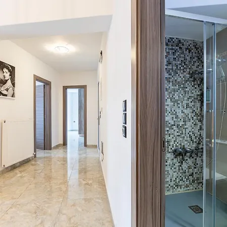 Apartament Sea, N' Style La Bella's Port & Retreat *