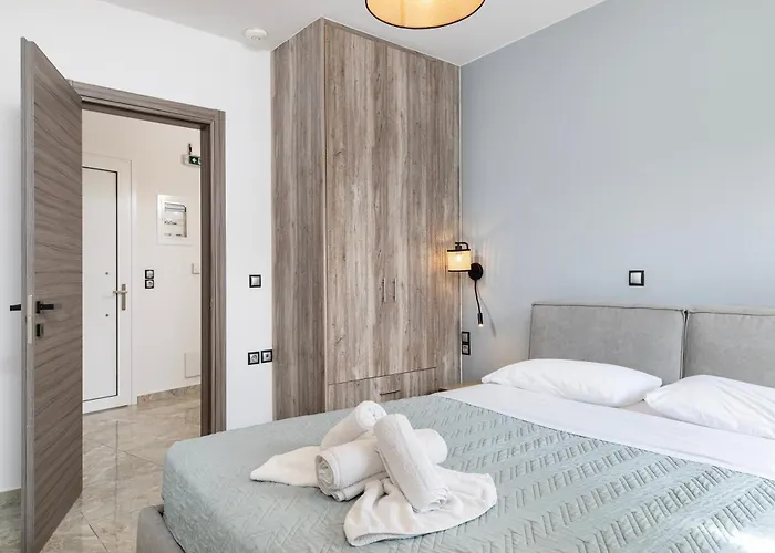 Sea, N' Style La Bella's Port & Retreat Kos By