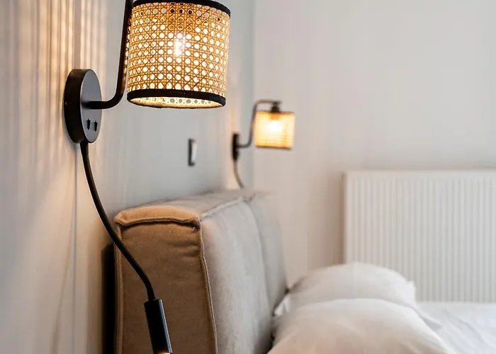 Sea, N' Style La Bella's Port & Retreat