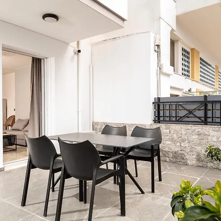 Apartament Sea, N' Style La Bella's Port & Retreat *